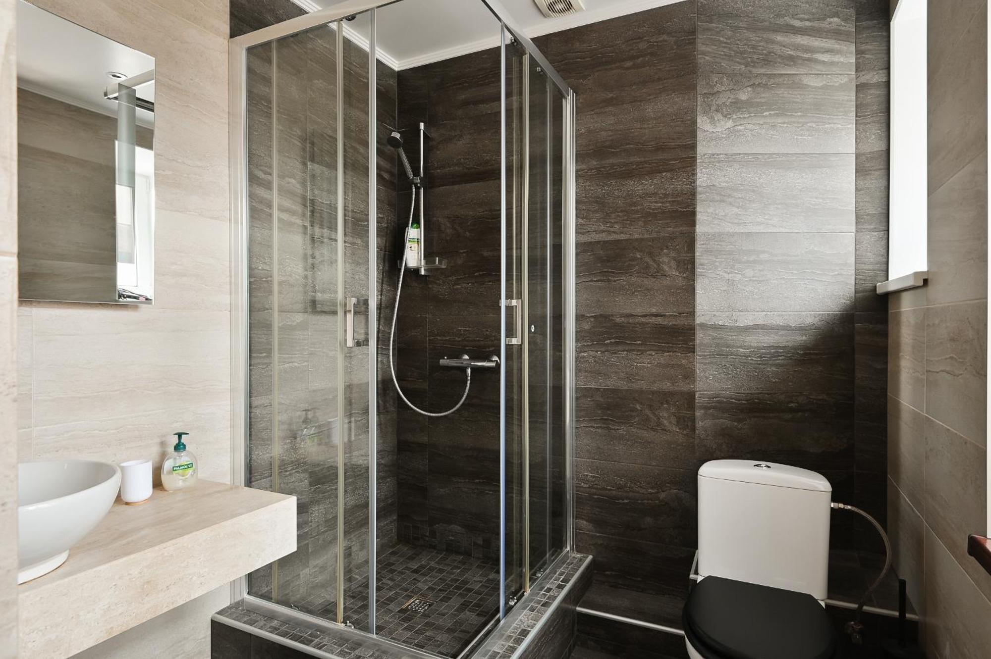 Modern Studio-Apartment In The Centre, Free Parking Riga Ngoại thất bức ảnh